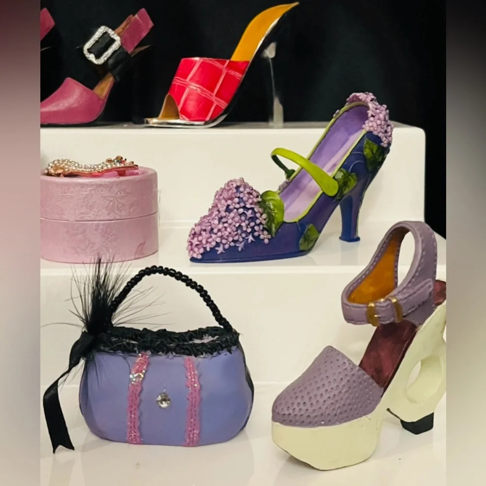 Miniature Shoe, Purse & Hat Box Collectibles - Lot of 10 - Picture 8 of 8
